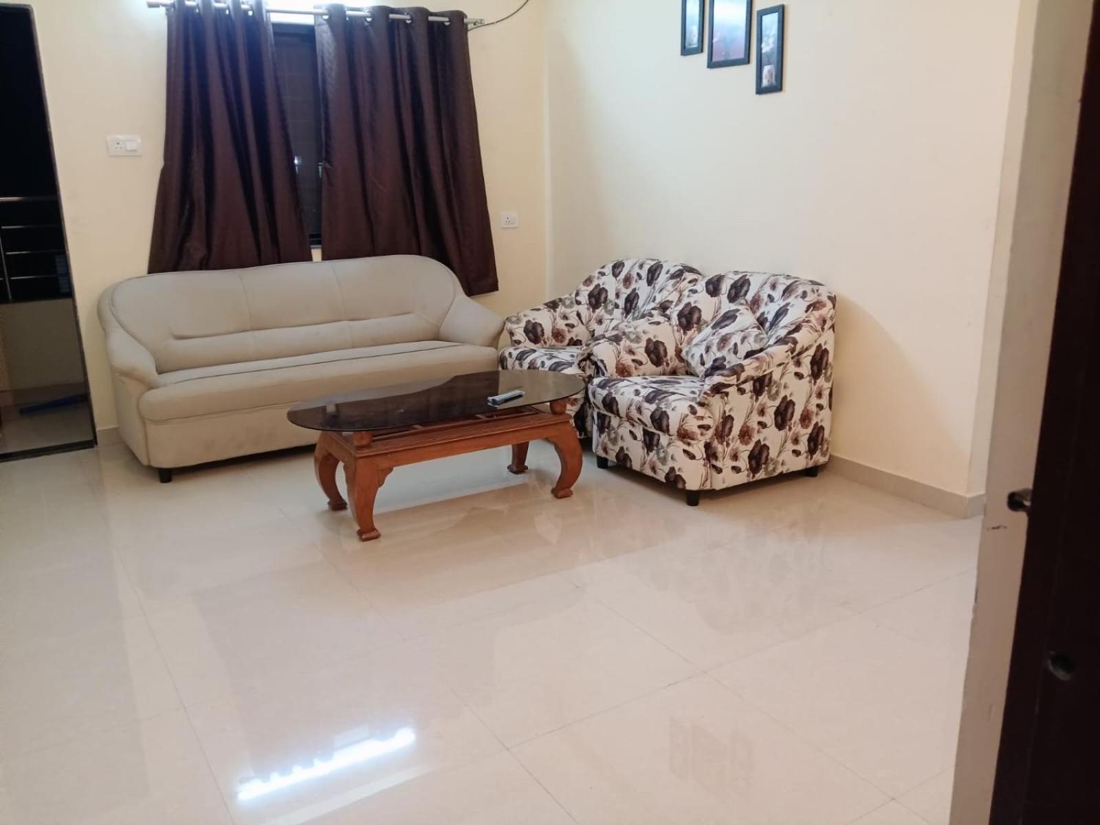 1bhk Cozy 2
