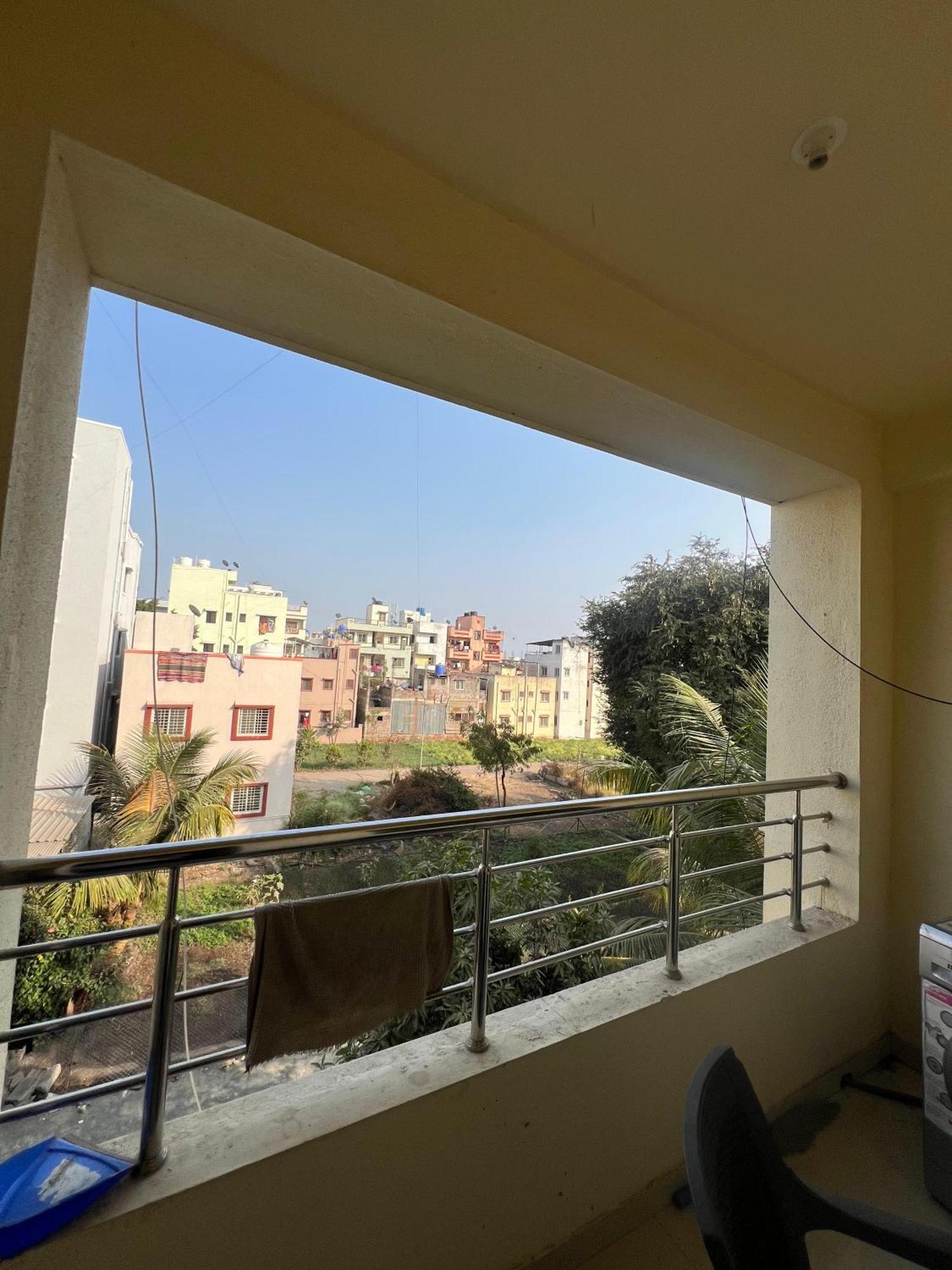 1bhk Cozy 2 Apartment Pune