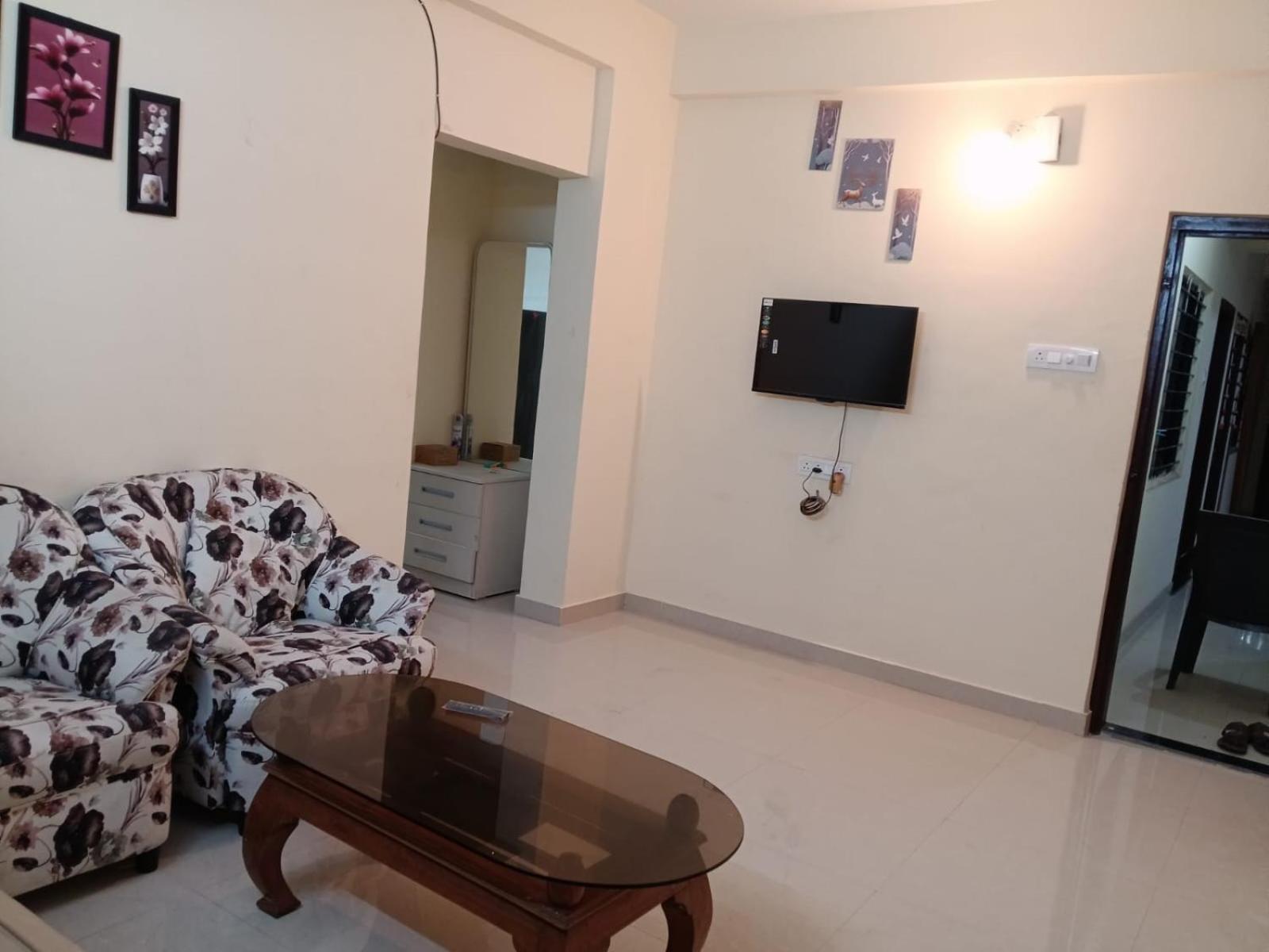 1bhk Cozy 2 Apartment Pune